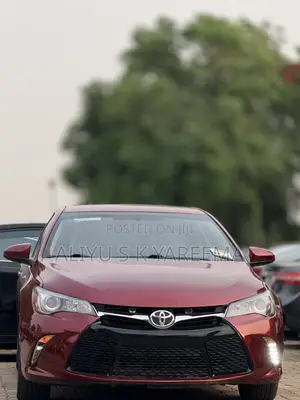 Toyota Camry SE 4dr Sedan (2.5L 4cyl 6A) 2016 Burgundy