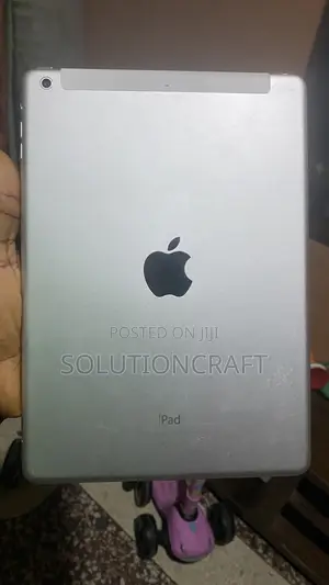 Apple iPad Air 128 GB Silver
