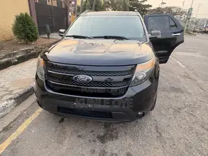Ford Explorer Limited 4dr SUV AWD (3.5L 6cyl 6A) 2014 Black