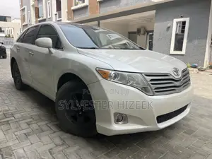 Toyota Venza V6 AWD 2011 White