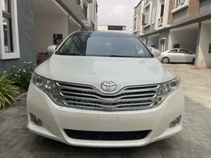 Toyota Venza V6 AWD 2011 White