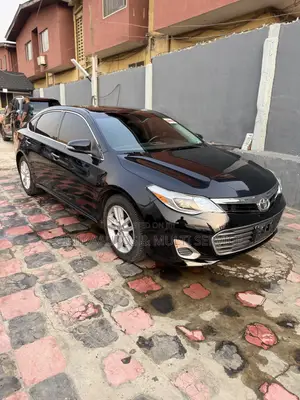 Toyota Avalon 2013 Black