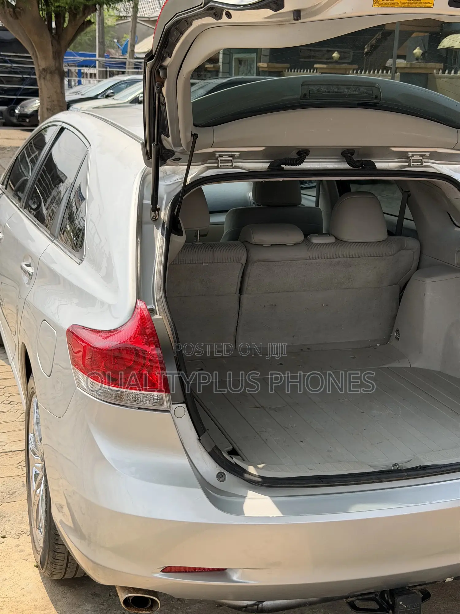 Toyota Venza V6 2010 Silver