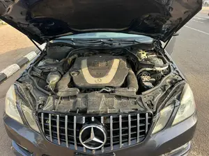 Mercedes-Benz E350 2010 Gray