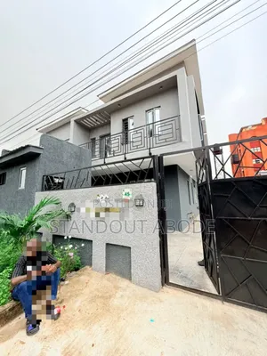 2bdrm Apartment in In An Estate, Allen Avenue for sale