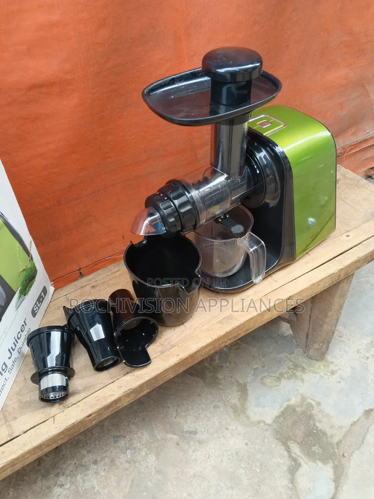 Nutzen Masticating Machine German Slow Juicer