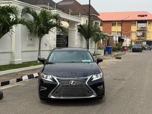Lexus ES 2014 Black