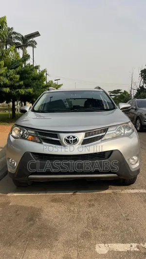 Toyota RAV4 2014 Silver