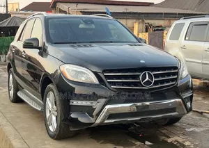 Mercedes-Benz M Class ML350 4MATIC 4dr SUV AWD (3.5L 6cyl 7A) 2014
