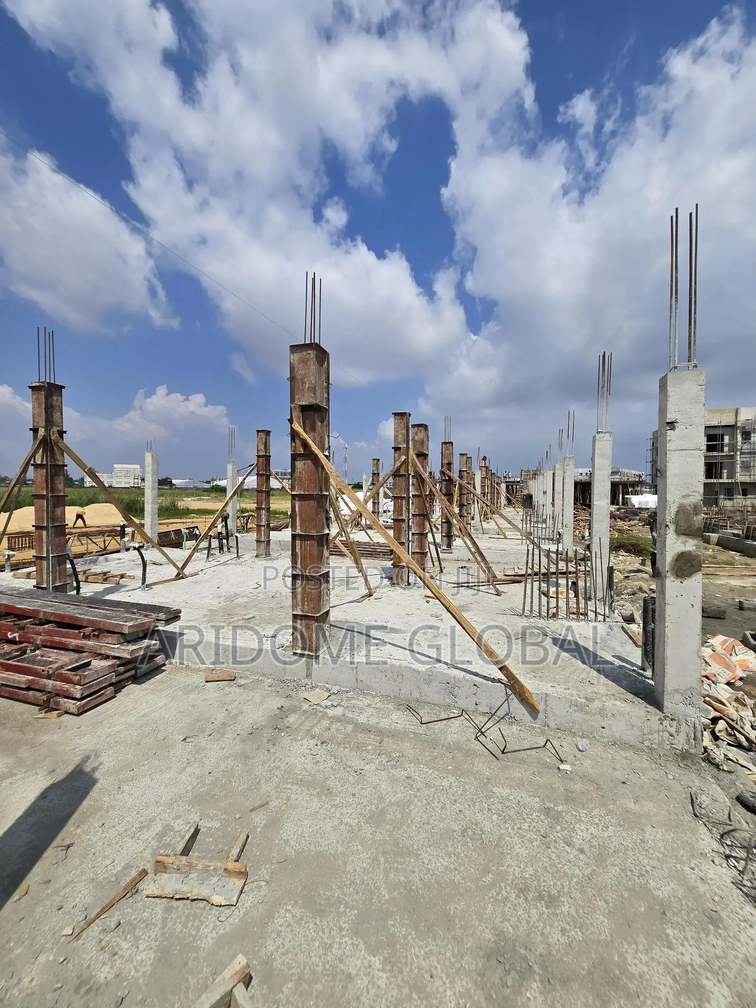 Column Panels Lease