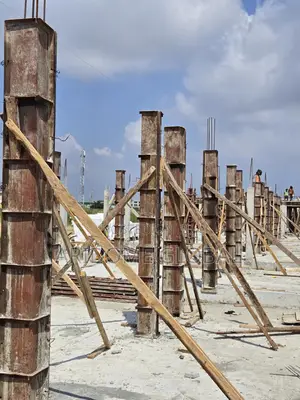 Column Panels Lease