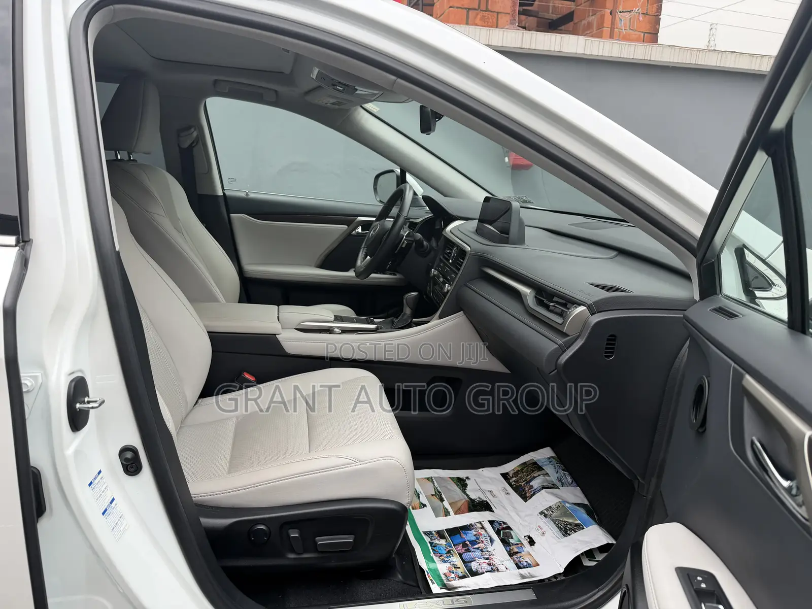 Lexus RX 2022 White