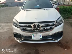 Mercedes-Benz GL-Class GL550 4MATIC 4dr SUV AWD (4.7L 8cyl Turbo 7A)