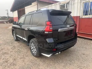 Toyota Land Cruiser Prado 2018 Black
