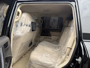 Toyota Land Cruiser 4.0 V6 GXR 2019 Black