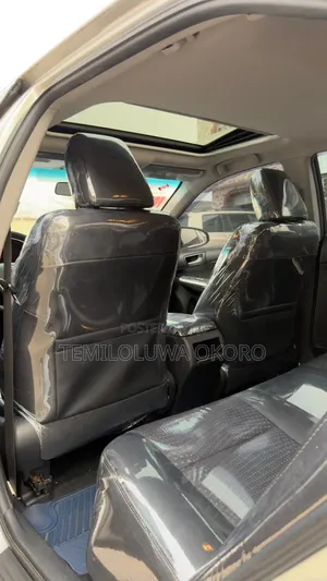 Toyota Camry SE 4dr Sedan (2.5L 4cyl 6A) 2013 Silver