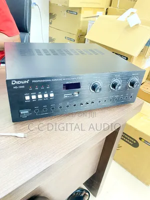 Profestional Karaoke Mixing Amplifier