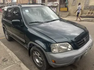 Honda CR-V 1999 Green