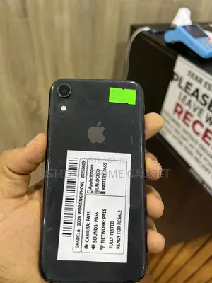 Apple iPhone XR 128 GB Black