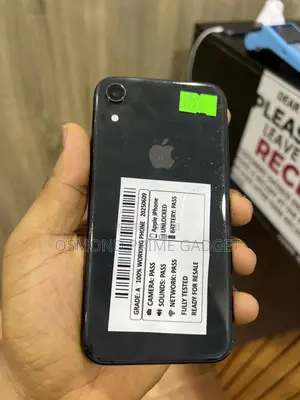 Apple iPhone XR 128 GB Black