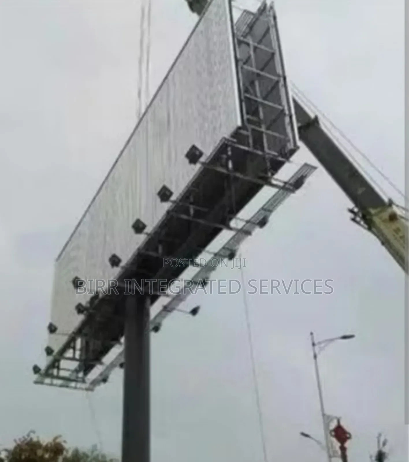 Billboard Fabrication, Billboard Erection