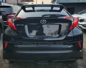 Toyota C-HR XLE FWD 2020 Black