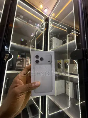 New Apple iPhone 17 Pro 256 GB Silver