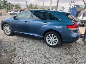 Toyota Venza 2011 Blue