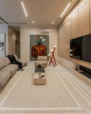 Luxury 2 Bedroom Apartment With Swimming Pool, Elevator and Ps5