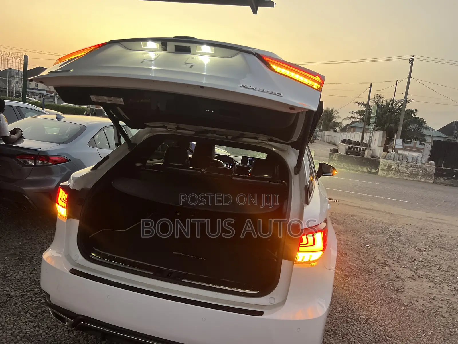 Lexus RX 350 2021 White