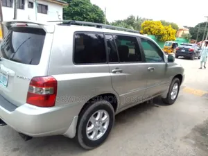 Toyota Highlander 2003 Silver