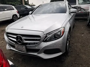 Mercedes-Benz C300 Sport 4Matic Sedan AWD (2.0L 4cyl 7A) 2017 Silver