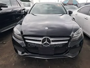 Mercedes-Benz C300 Sport 4Matic Sedan AWD (2.0L 4cyl 7A) 2017 Black