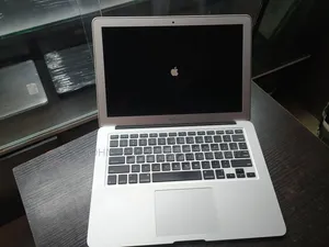 Laptop Apple MacBook 2015 4GB Intel Core I5 SSD 128GB