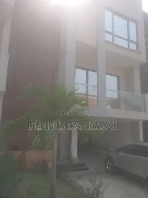 4bdrm Townhouse / Terrace in Omole Gra Ph 1 Ikeja for rent