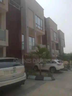 4bdrm Townhouse / Terrace in Omole Gra Ph 1 Ikeja for rent