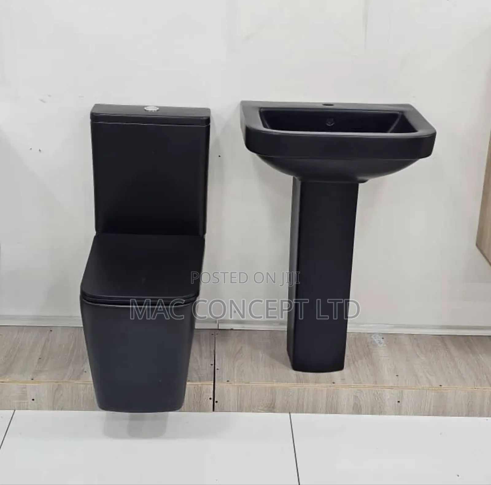 Executive Set Matt Black Wc
