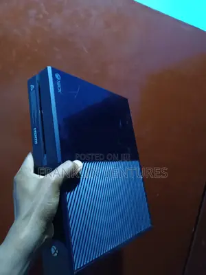 Xbox One With 15 Games but It Is Console Only,No Pad ,No Adapter