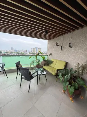 Fully Furnished Waterfront 1 Bedroom Serviced Apartment
