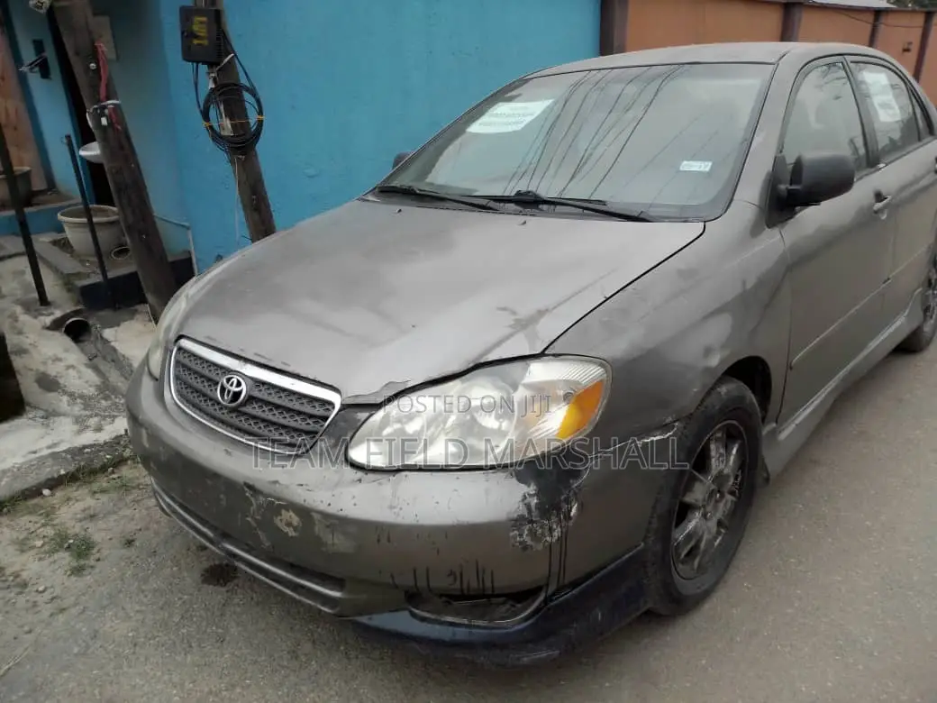 2003 Toyota Corolla Sedan
