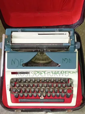 Erika Typewriter