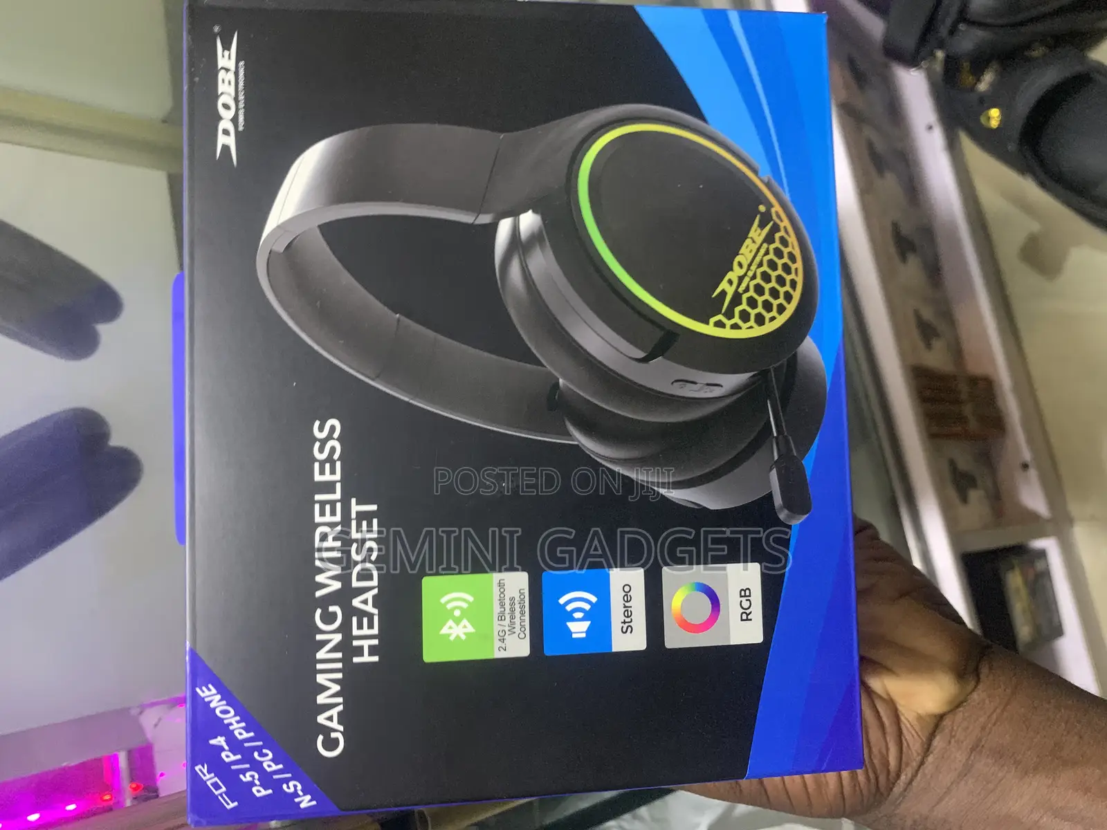 Wireless Gaming Headset With RGB Lighting