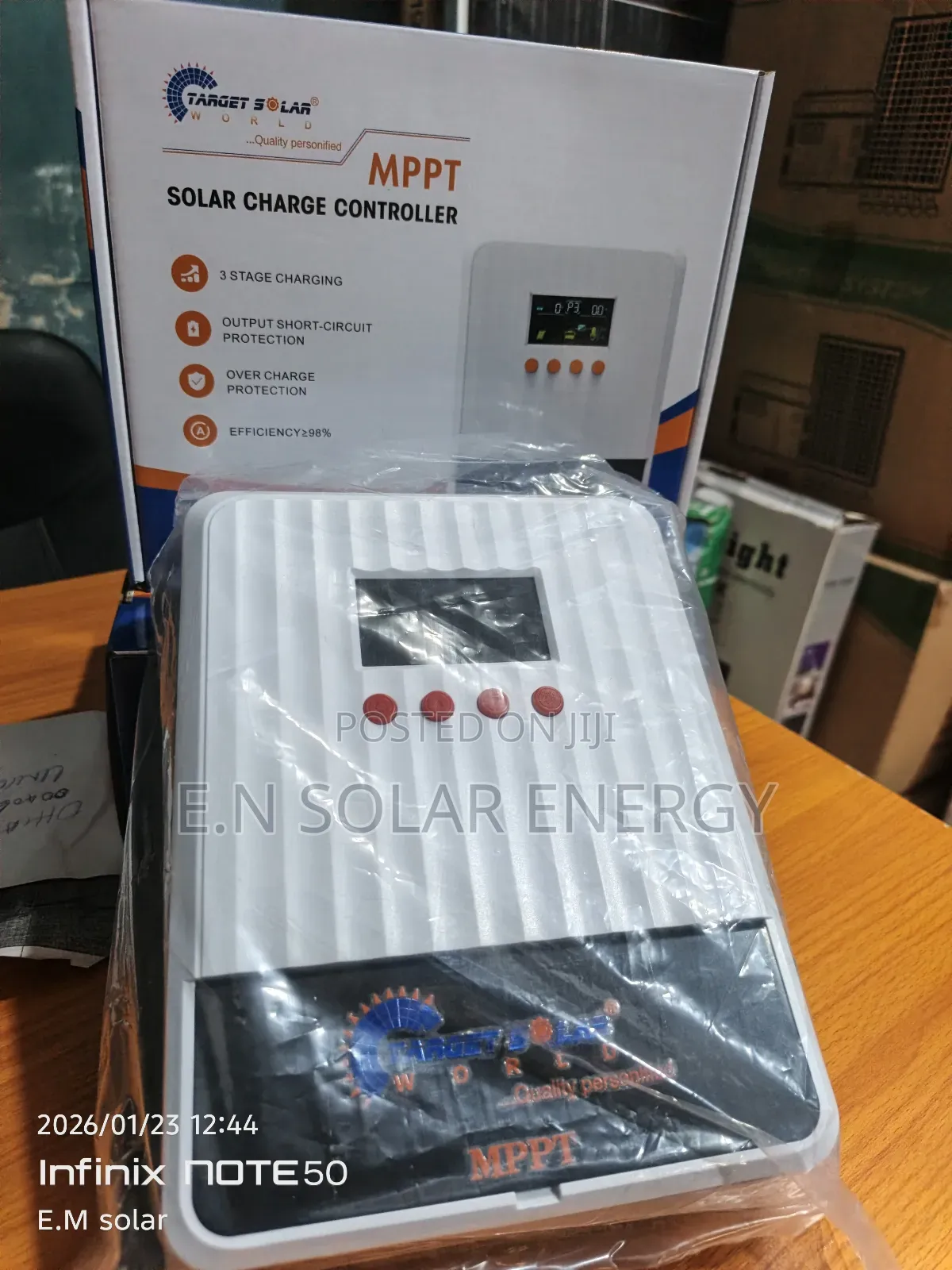 40a Mppt Charge Controller Available Now
