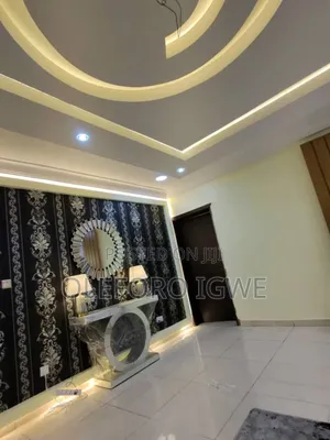Furnished 3 Bedroom Flats Apartment