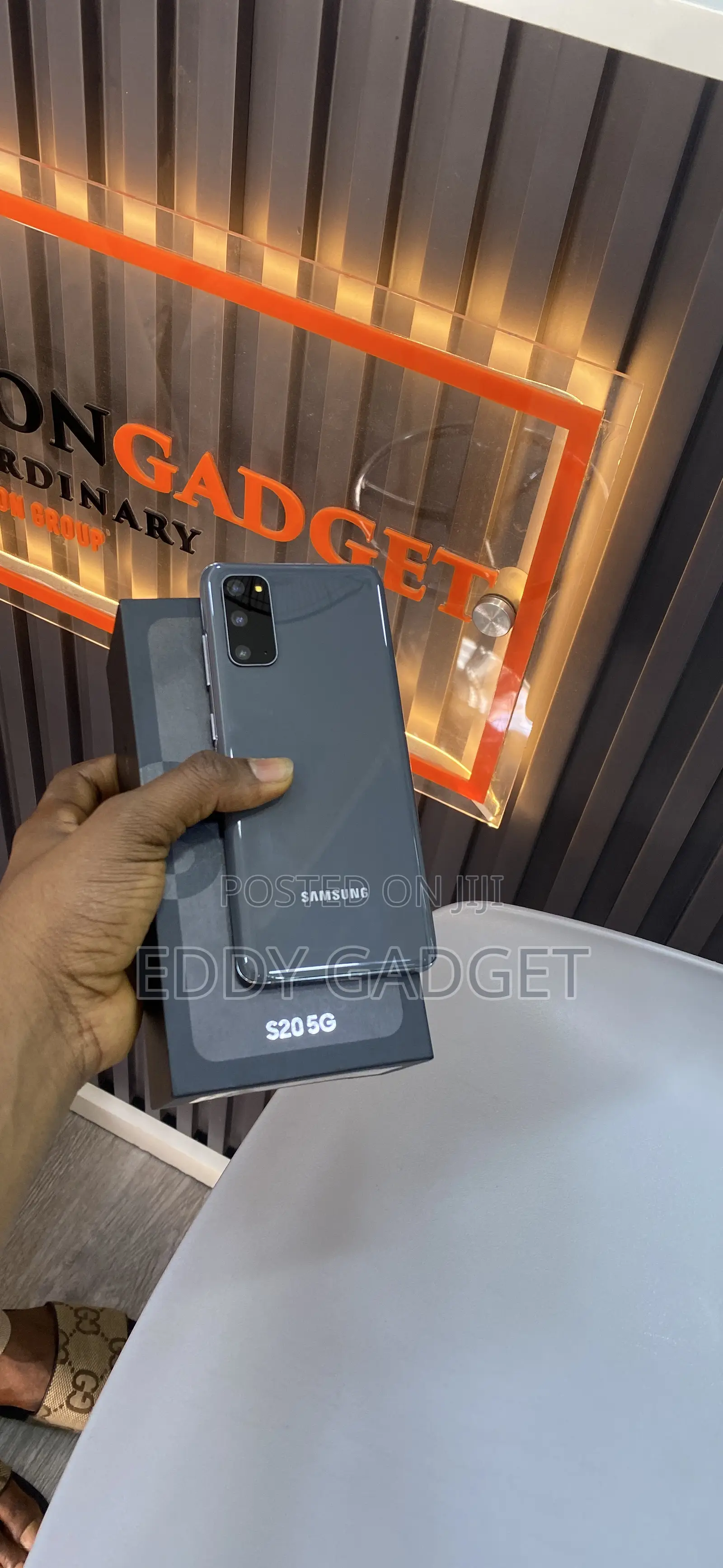 Samsung Galaxy S20 5G Uw 128 GB Gray