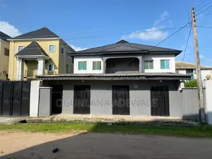 15bdrm Block of Flats in Ago for sale