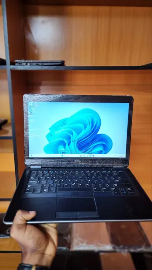 Laptop Dell Latitude 7440 8GB Intel Core I7 SSD 128GB