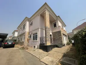 4bdrm Duplex in Maitama for rent