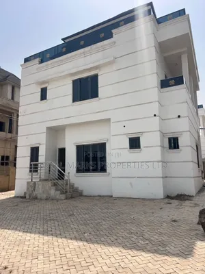 5bdrm Villa in Wuye for sale