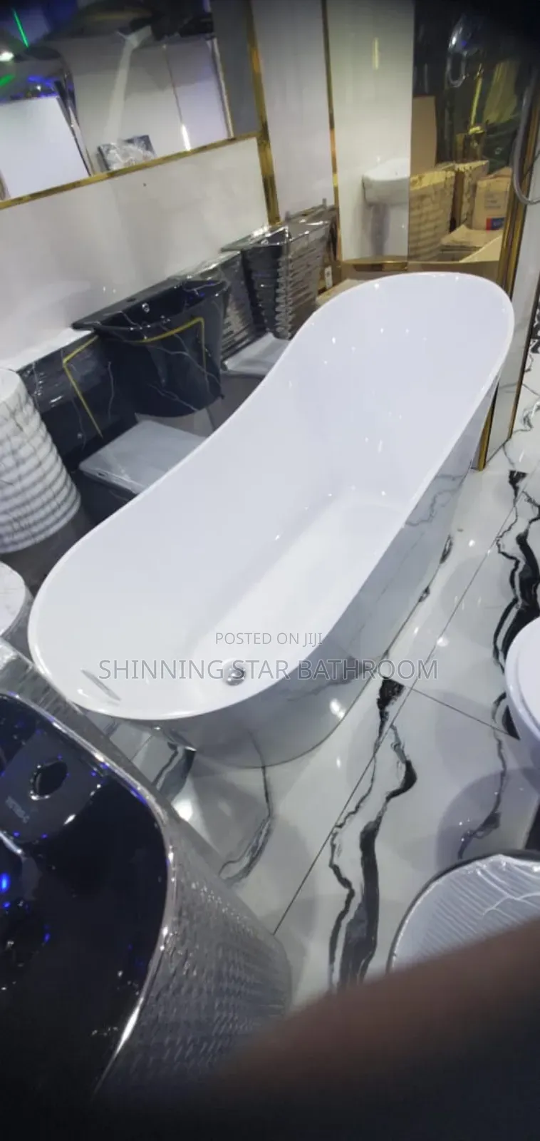 Master Bathtub